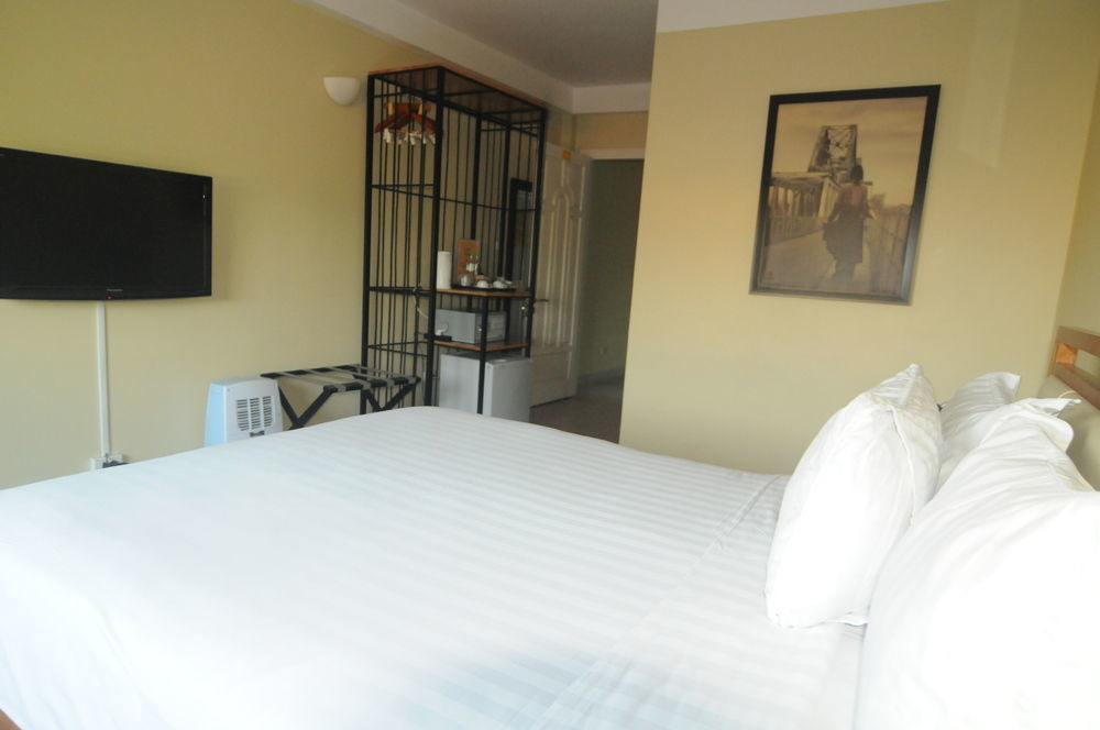 Iris Boutique Hotel Hanoi Bagian luar foto