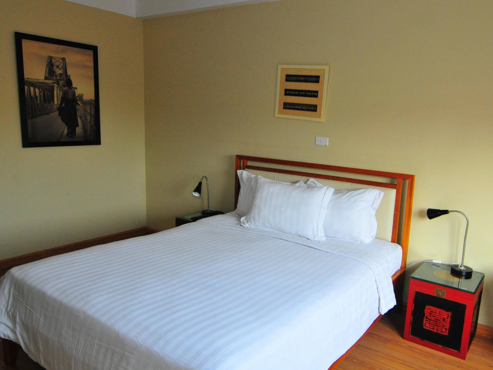 Iris Boutique Hotel Hanoi Bagian luar foto
