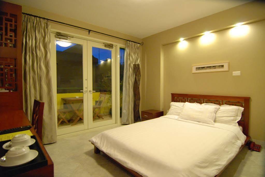 Iris Boutique Hotel Hanoi Bagian luar foto